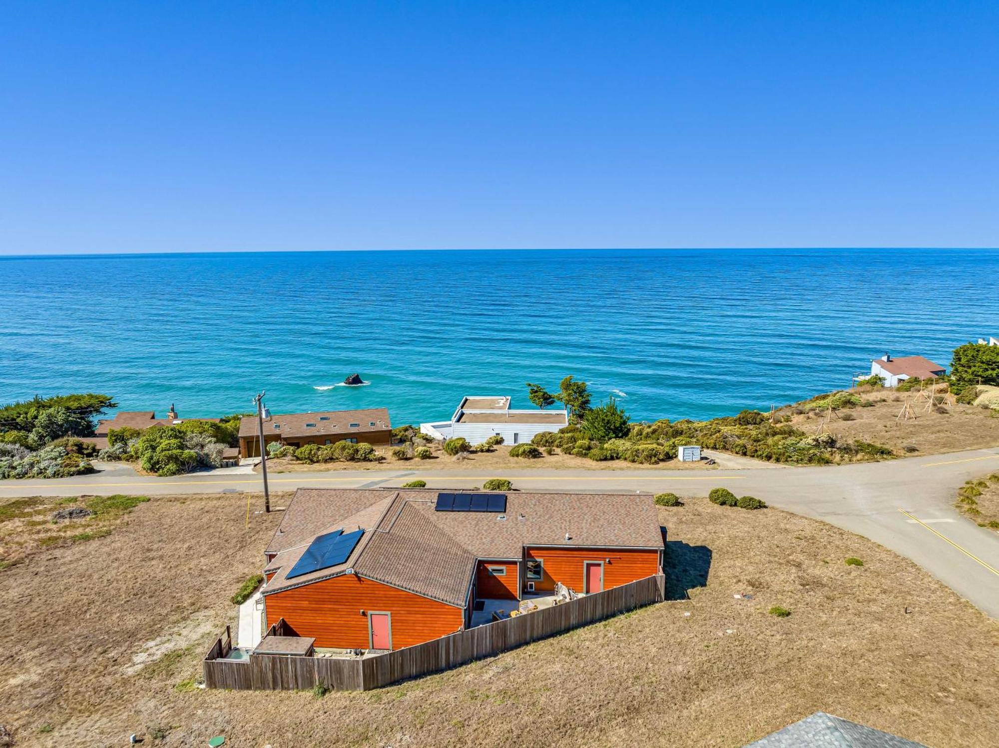 Dream Weaver House With Hot Tub And Ocean View! Vila Manchester Exterior foto